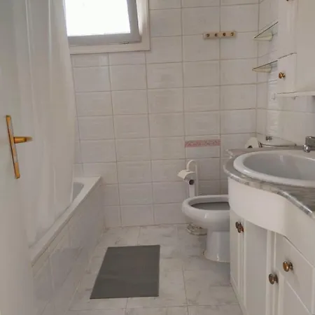 Villa Marbesa 200 M From The Sea!!! Marbella