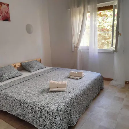 Marbesa 200 M From The Sea!!! Villa