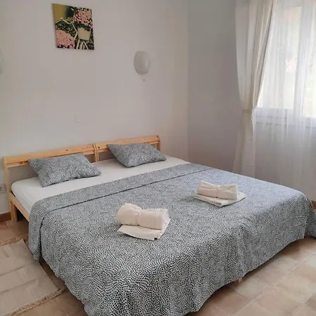 Marbesa 200 M From The Sea!!! * Marbella