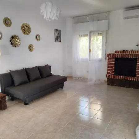 Marbesa 200 M From The Sea!!! Villa