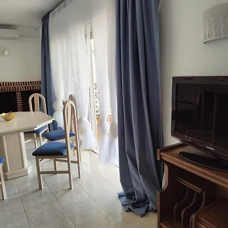 Marbesa 200 M From The Sea!!! Marbella