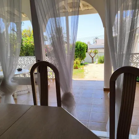 Villa Marbesa 200 M From The Sea!!! Marbella