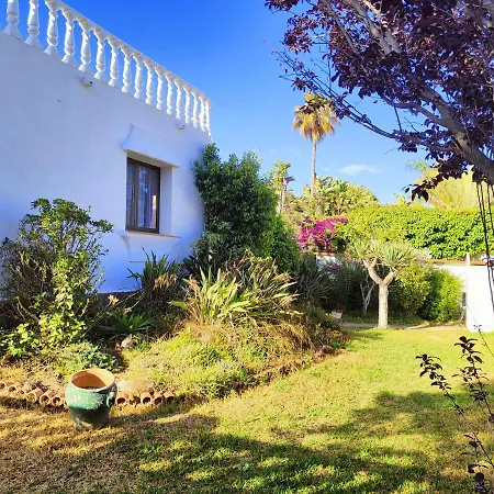 Villa Marbesa 200 M From The Sea!!! Marbella