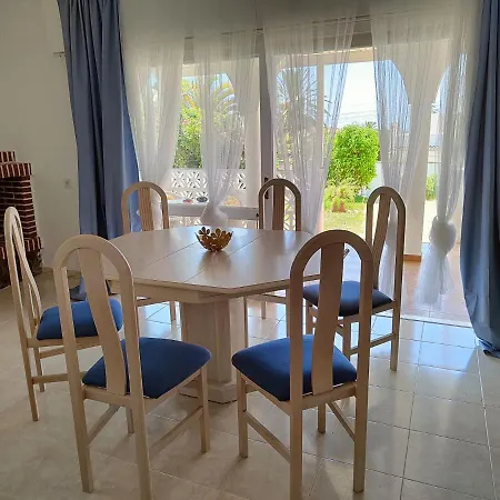 Marbesa 200 M From The Sea!!!